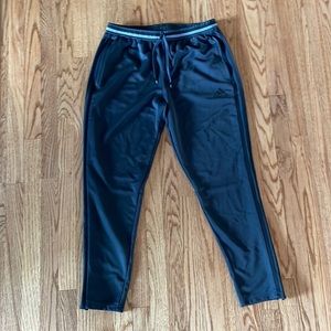 Men’s Adidas sweatpants. Size Large